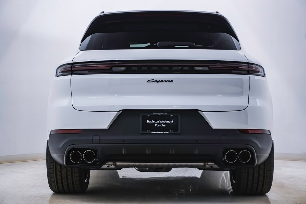 2024 Porsche Cayenne  8