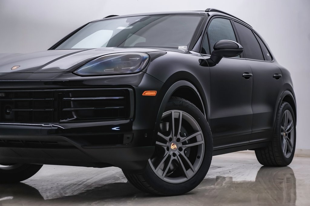 2024 Porsche Cayenne  2