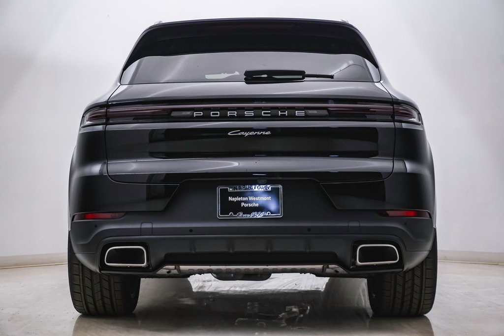 2024 Porsche Cayenne  8