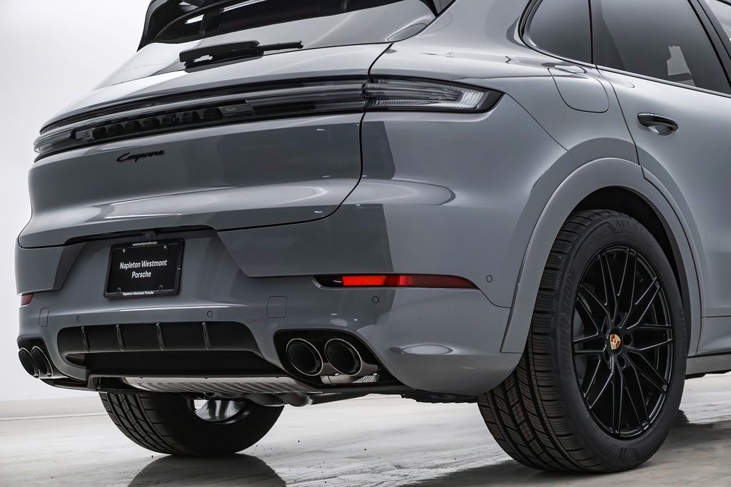 2024 Porsche Cayenne  11