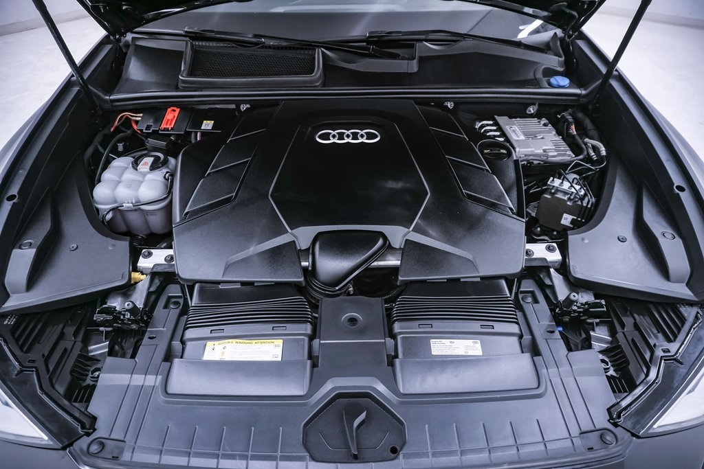 2019 Audi Q8 3.0T Premium Plus 32