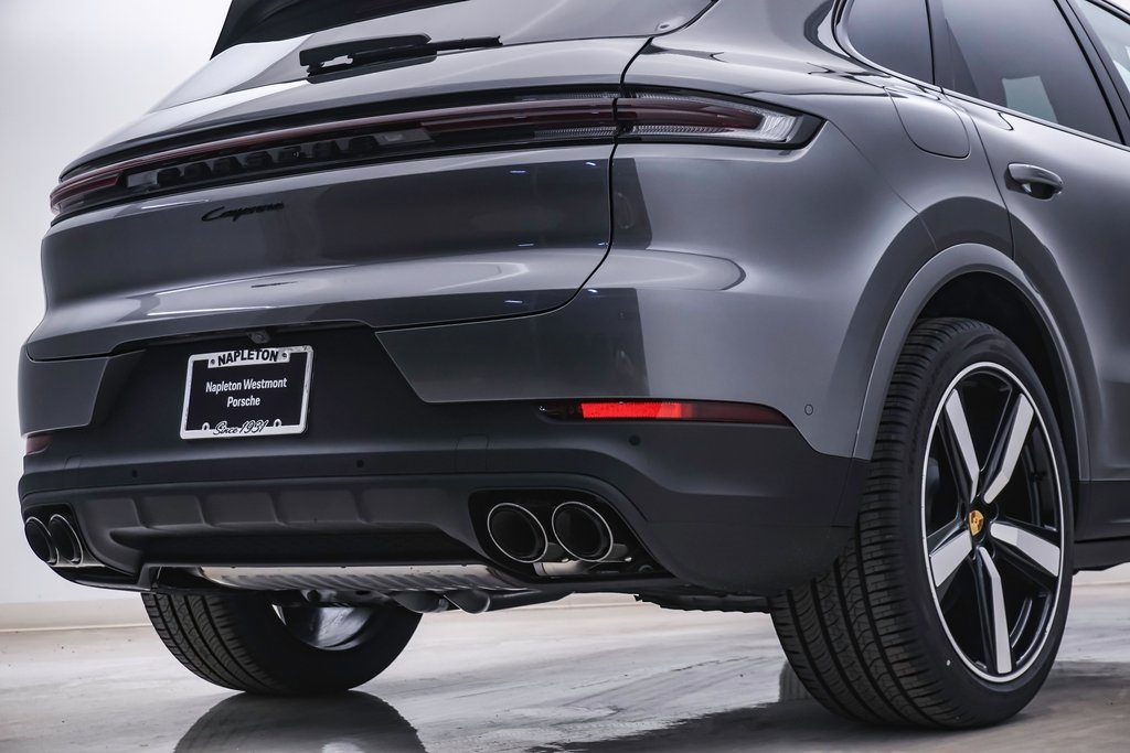 2024 Porsche Cayenne  12