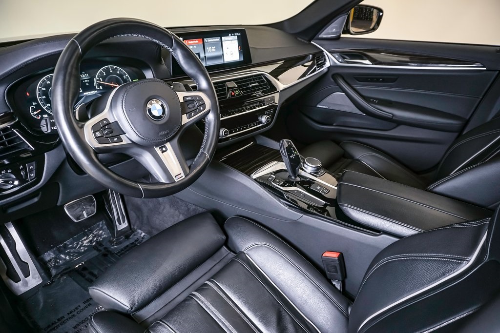 2019 BMW 5 Series M550i xDrive 20