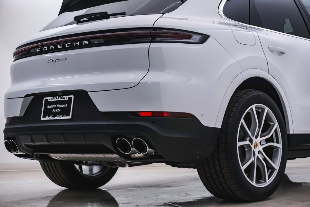 2024 Porsche Cayenne  12