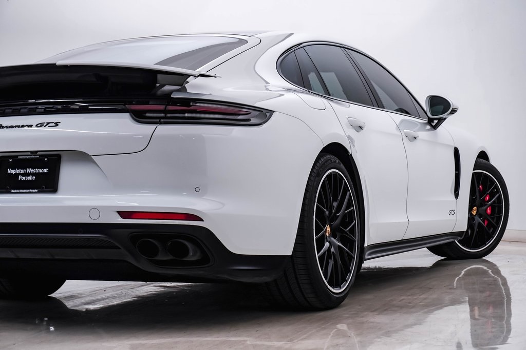 2020 Porsche Panamera GTS 10