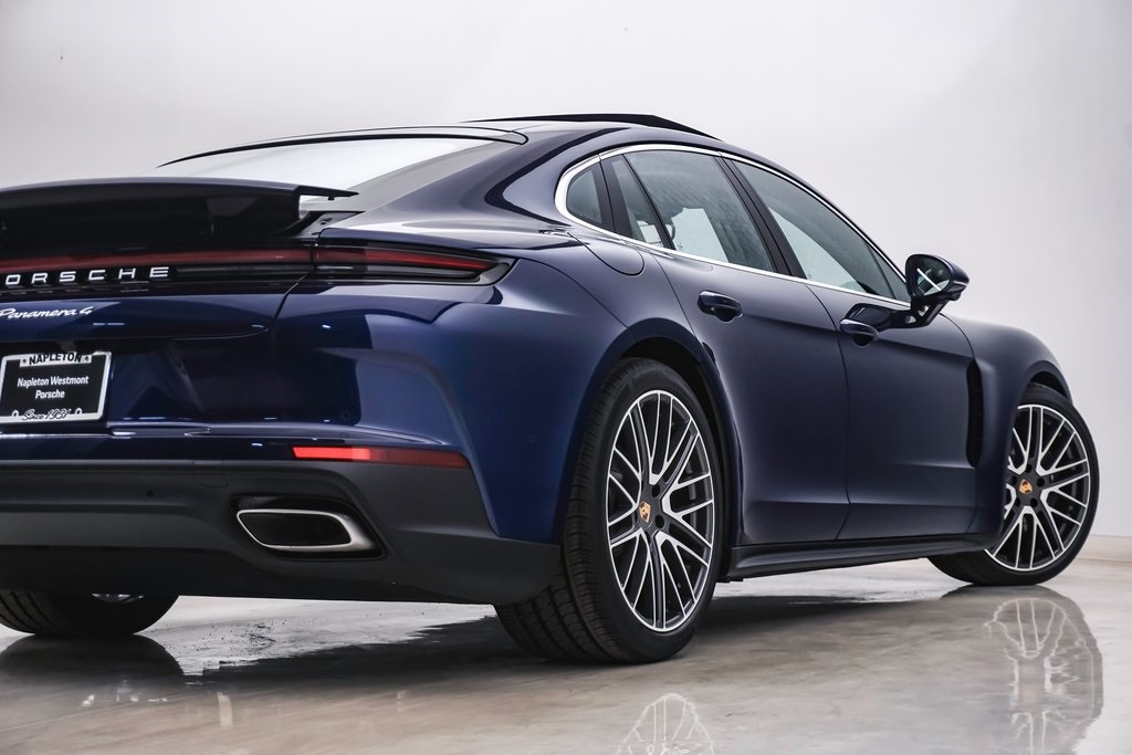 2024 Porsche Panamera 4 10