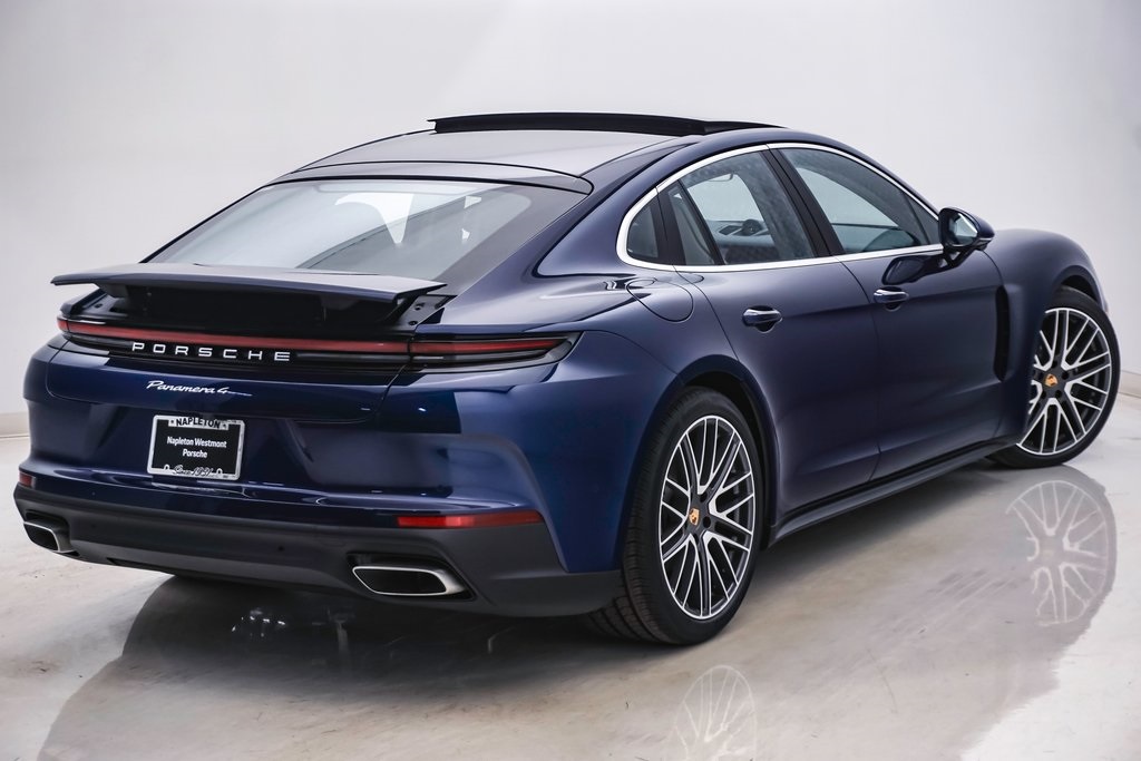 2024 Porsche Panamera 4 11