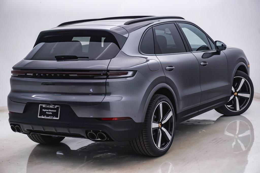 2024 Porsche Cayenne  11