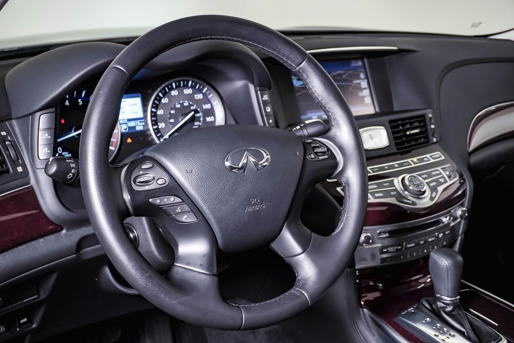 2015 INFINITI Q70L 3.7X 20