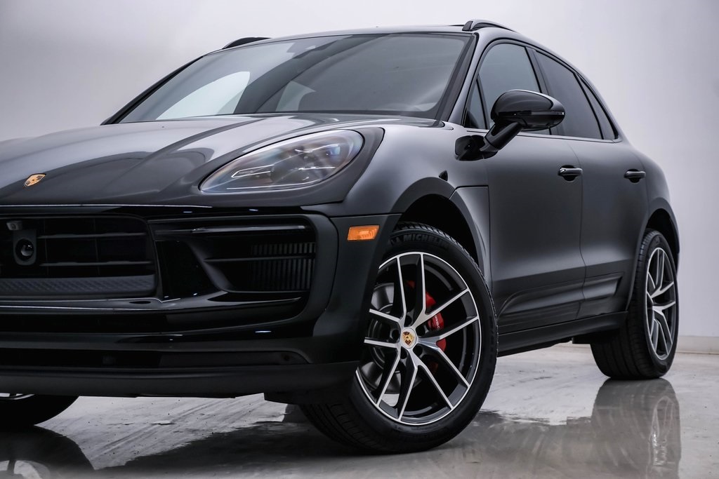 2024 Porsche Macan S 2