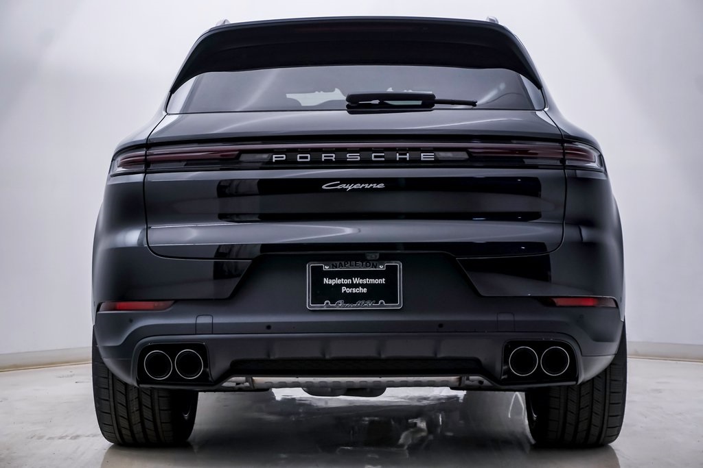 2024 Porsche Cayenne  8