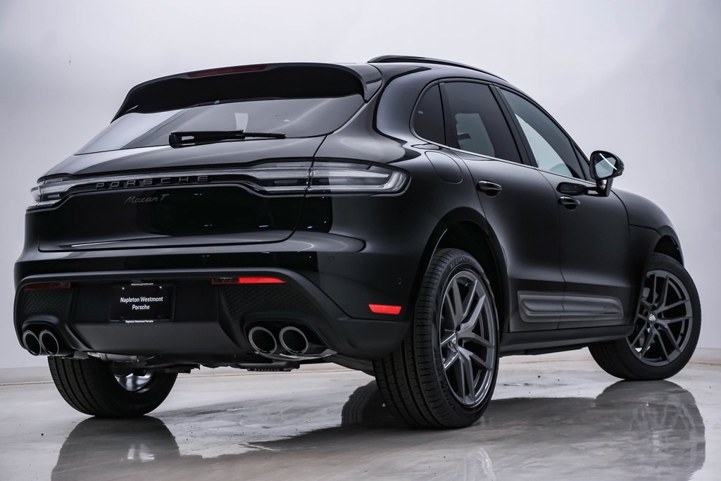 2024 Porsche Macan T 9