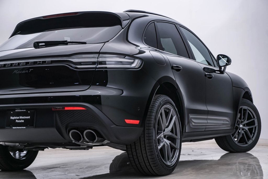 2024 Porsche Macan T 10