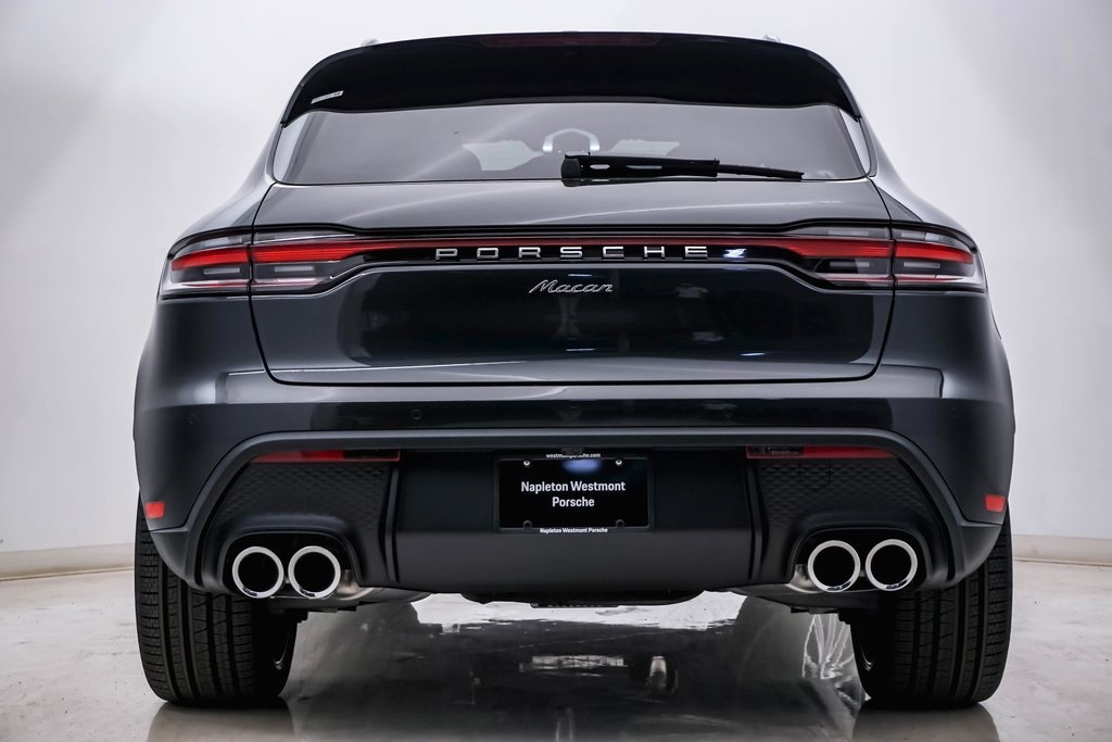 2024 Porsche Macan  8