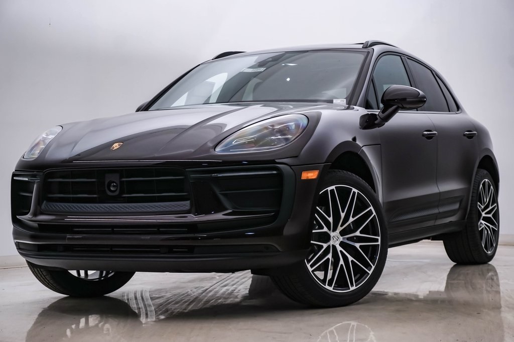 2024 Porsche Macan  1