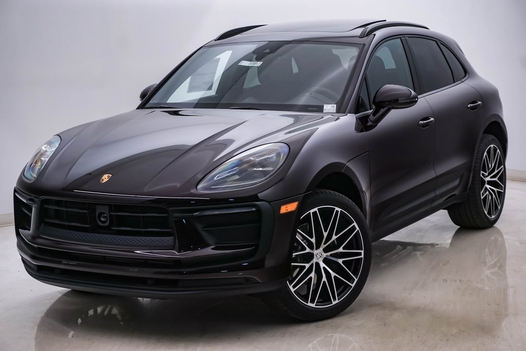 2024 Porsche Macan  3