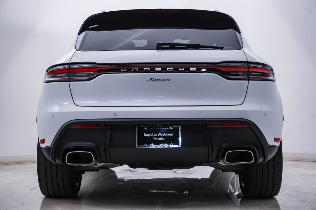 2024 Porsche Macan  8