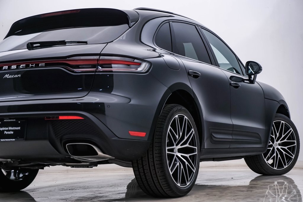 2024 Porsche Macan  10