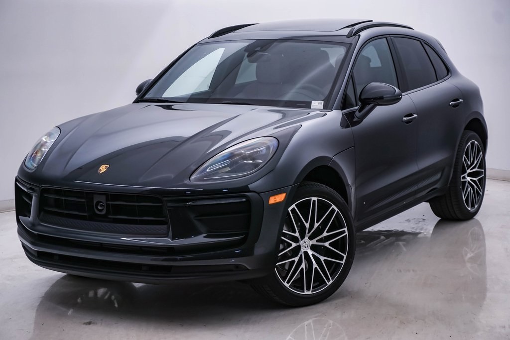 2024 Porsche Macan  3