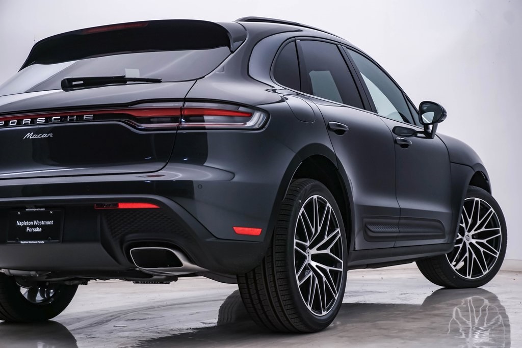 2024 Porsche Macan  10