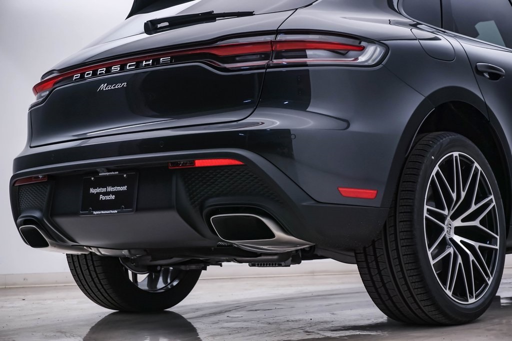 2024 Porsche Macan  12