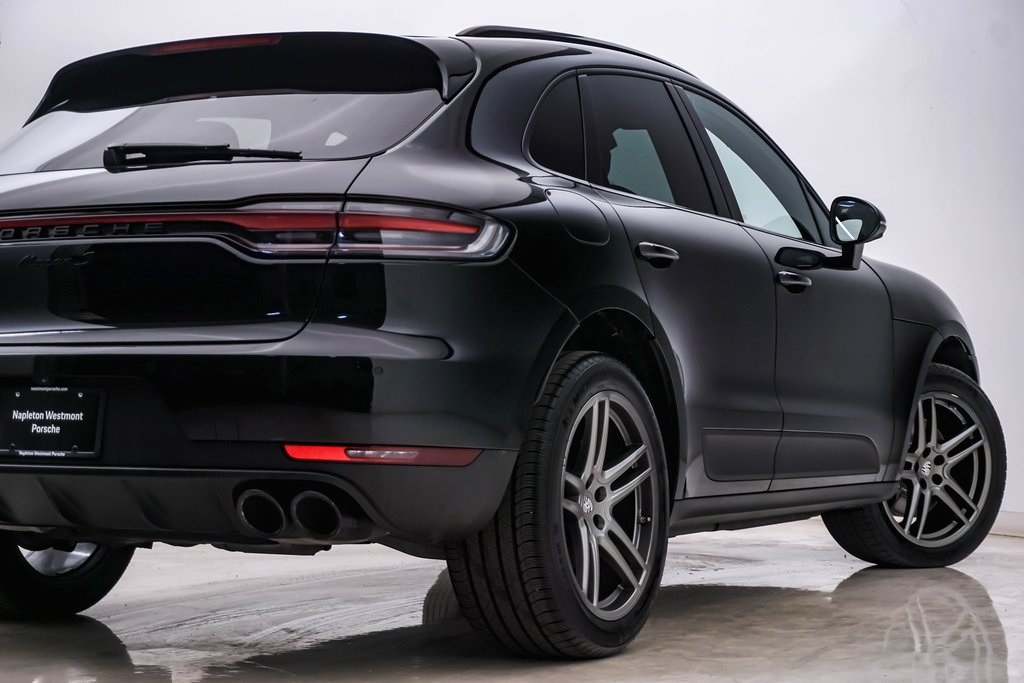 2021 Porsche Macan S 10