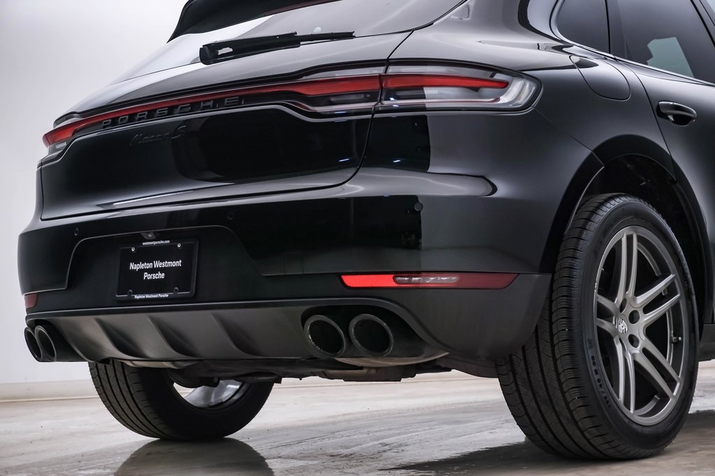 2021 Porsche Macan S 12