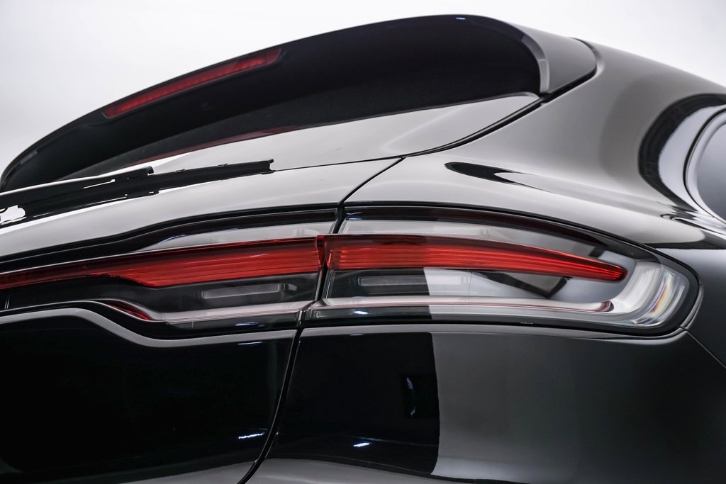 2021 Porsche Macan S 13