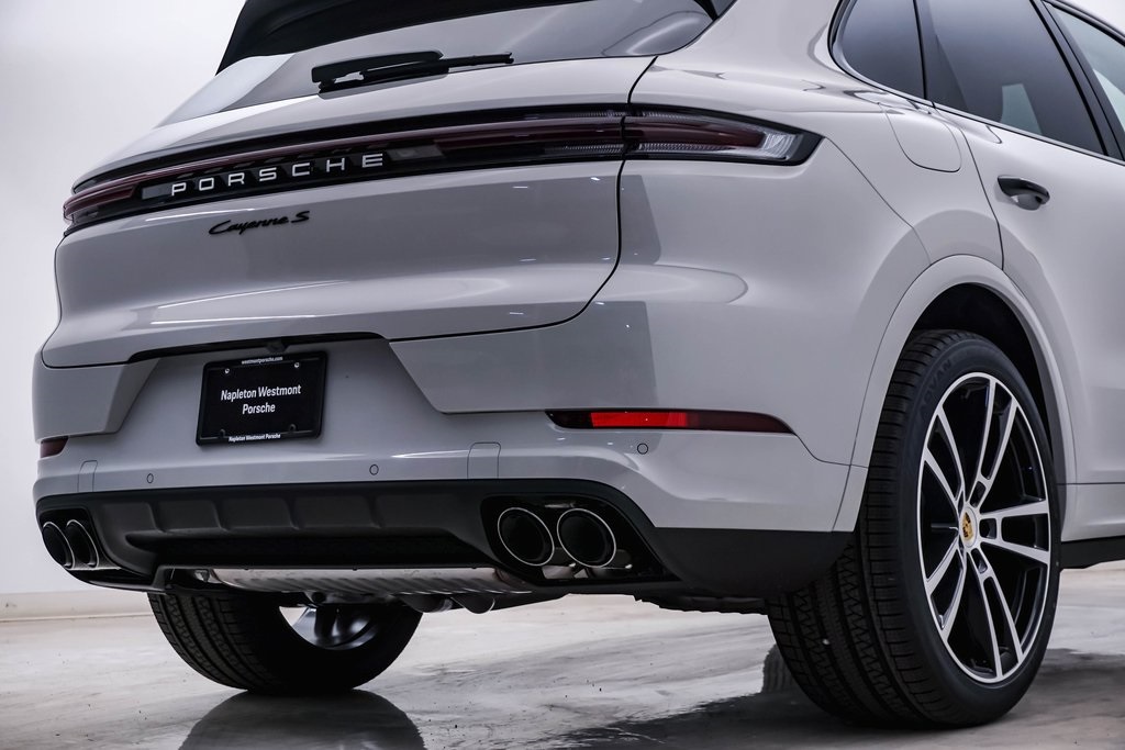 2024 Porsche Cayenne S 12