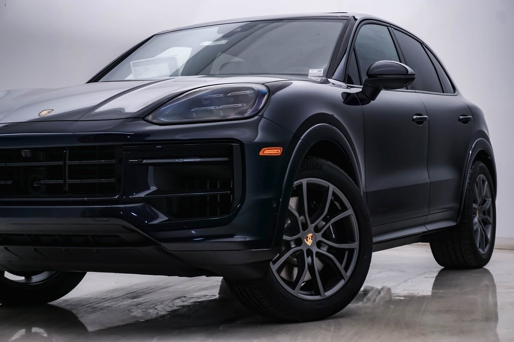 2024 Porsche Cayenne S 2