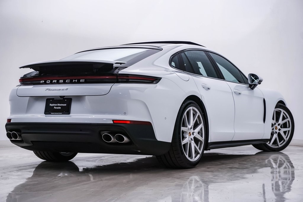 2024 Porsche Panamera 4 9