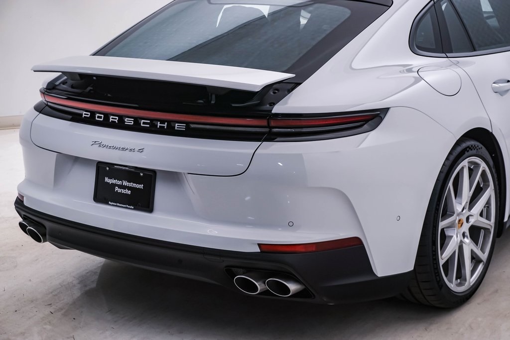 2024 Porsche Panamera 4 12