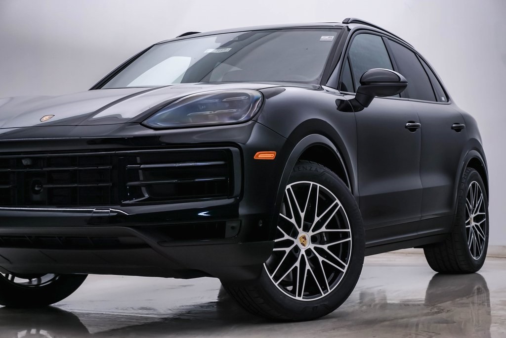 2024 Porsche Cayenne  2