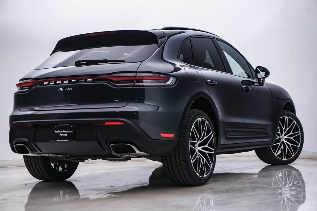 2024 Porsche Macan  9