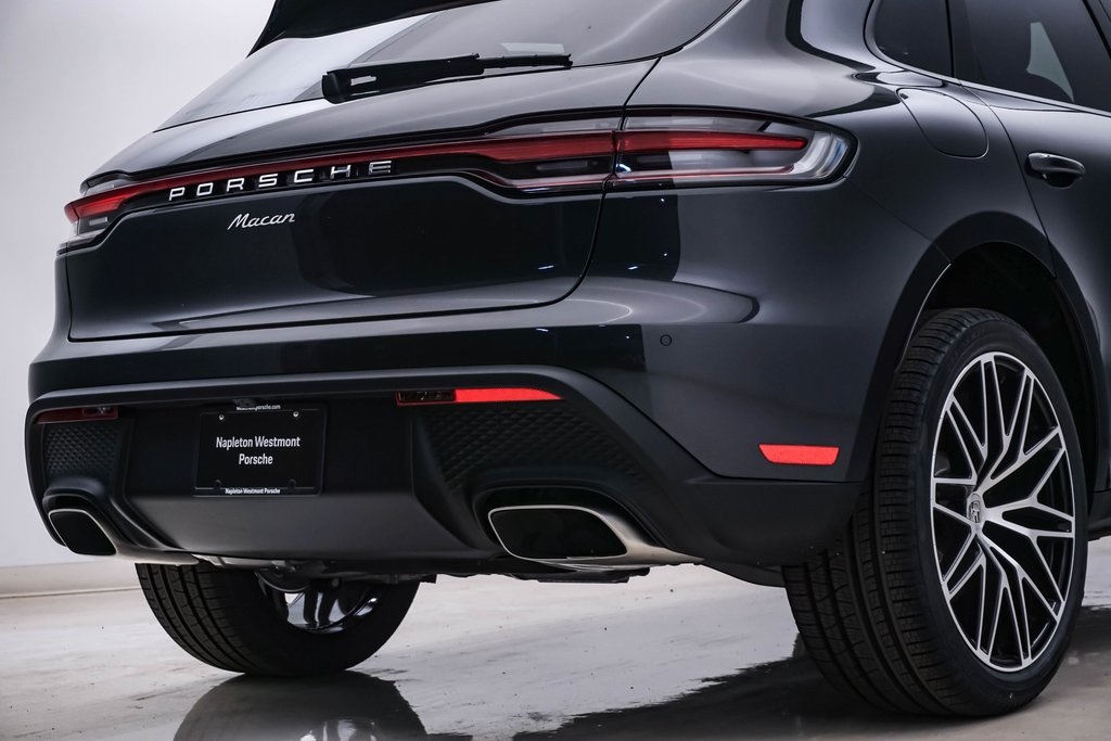 2024 Porsche Macan  12