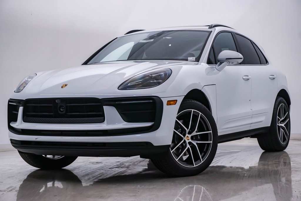 2024 Porsche Macan  1