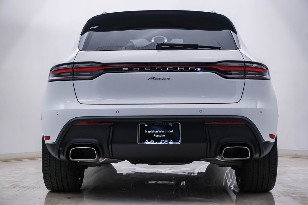 2024 Porsche Macan  8