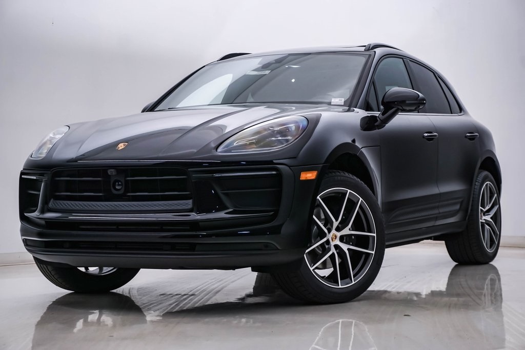 2024 Porsche Macan  1