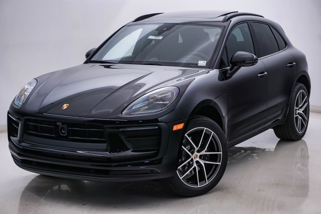 2024 Porsche Macan  3