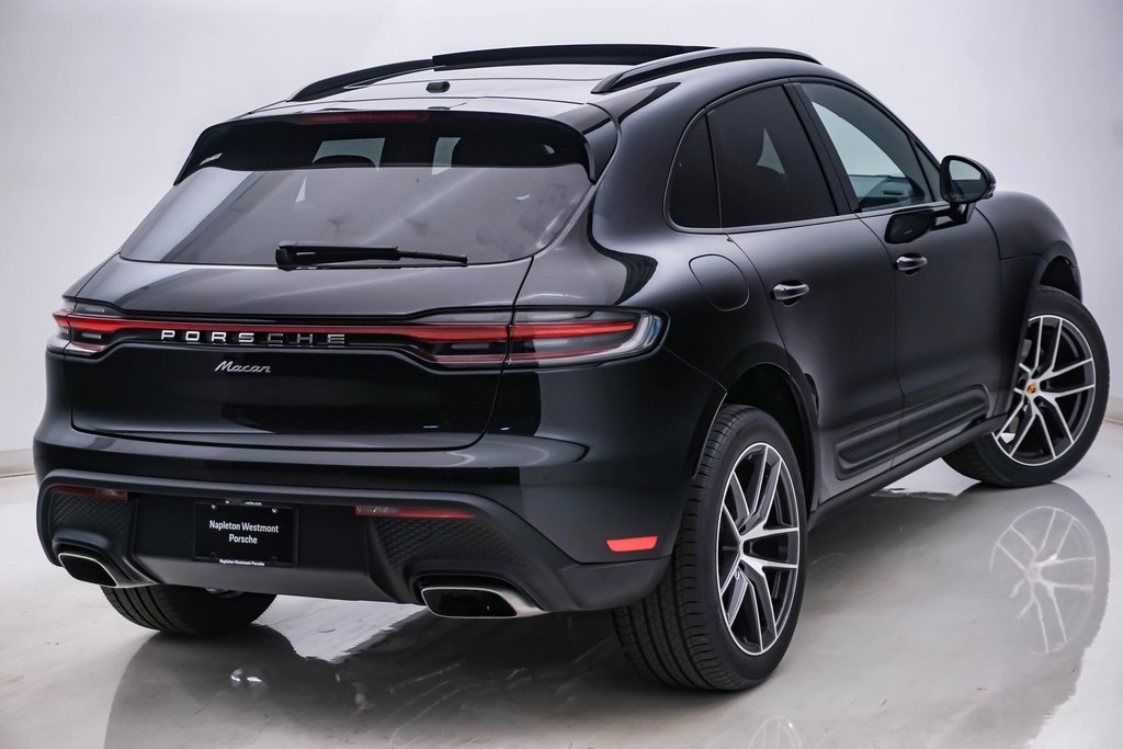 2024 Porsche Macan  11