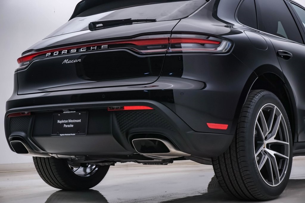 2024 Porsche Macan  12