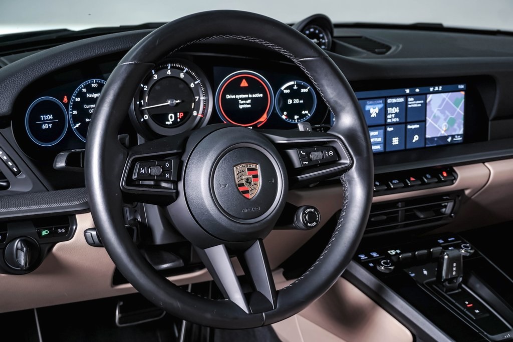 2021 Porsche 911 Carrera 4 23