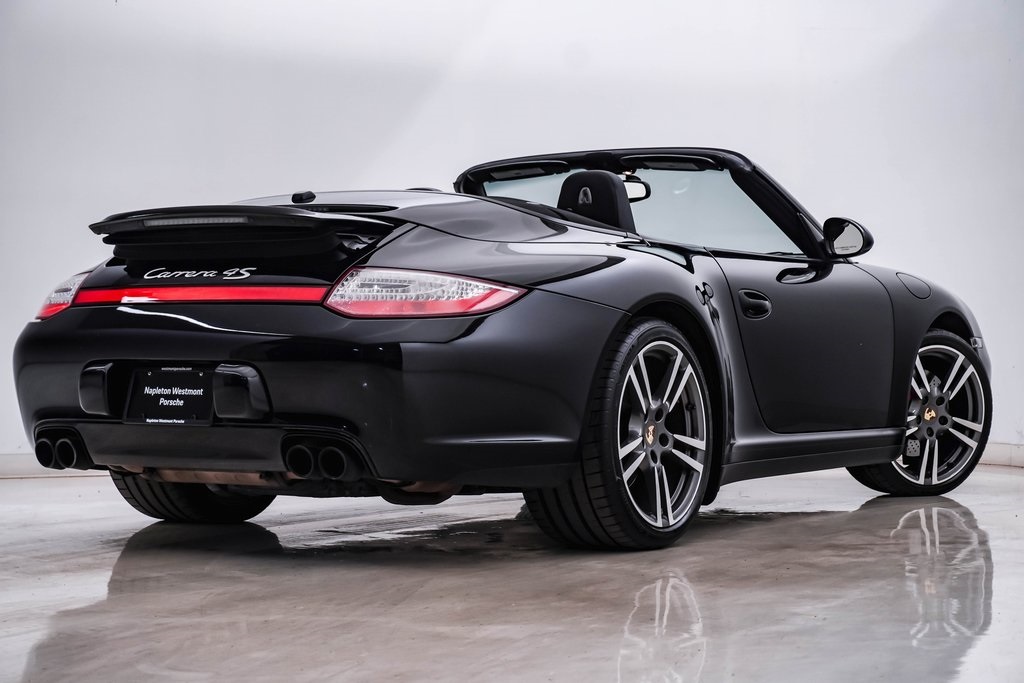 2011 Porsche 911 Carrera 4S 11