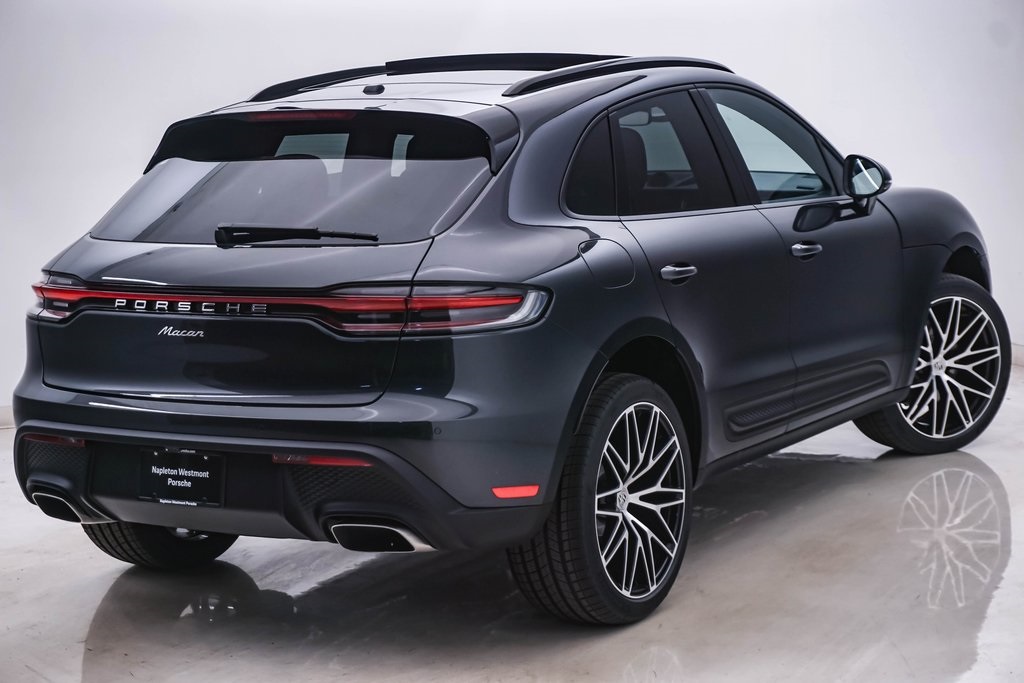 2024 Porsche Macan  11