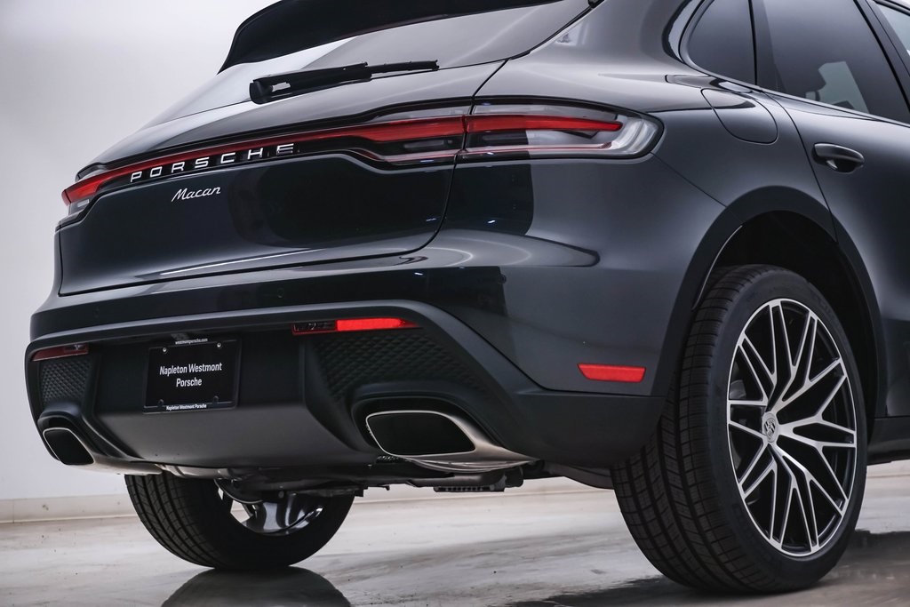 2024 Porsche Macan  12