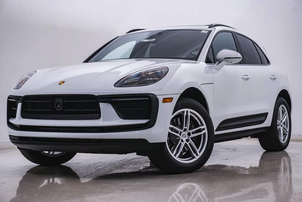 2024 Porsche Macan  1