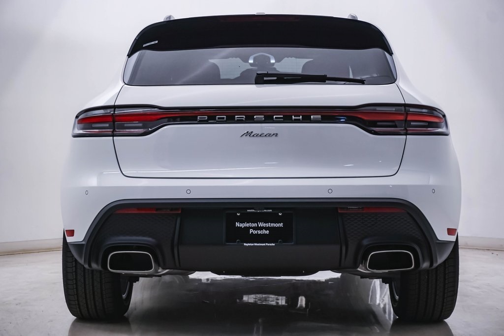 2024 Porsche Macan  8