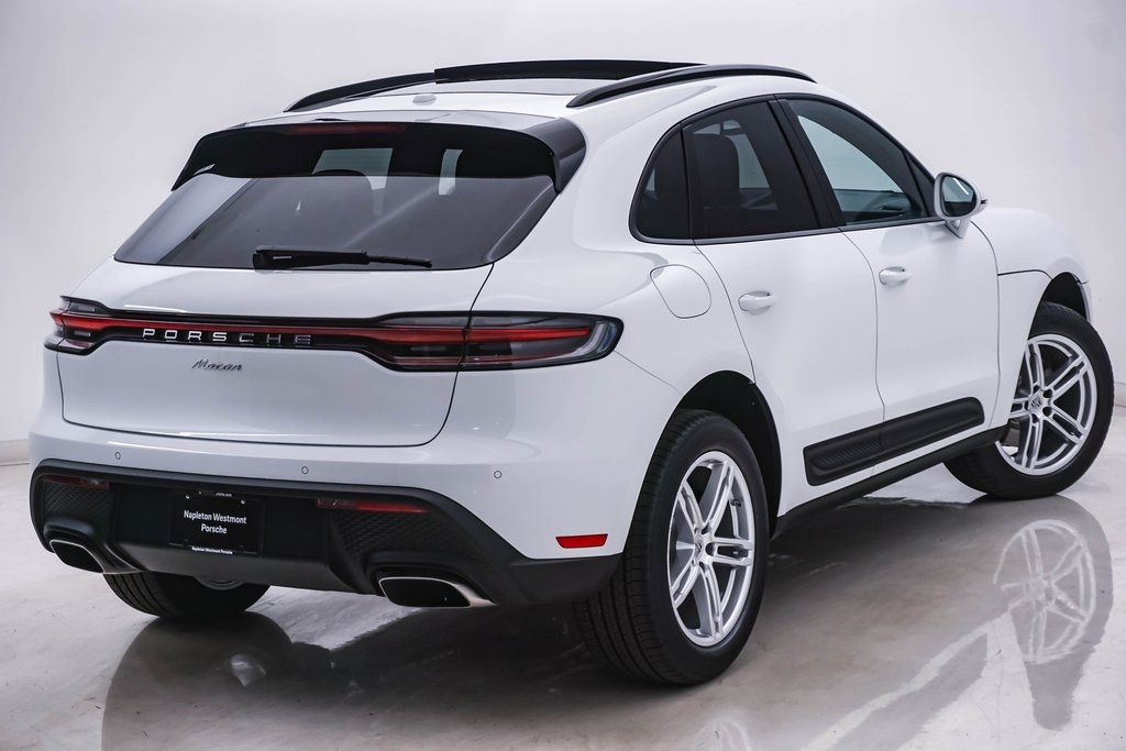 2024 Porsche Macan  11