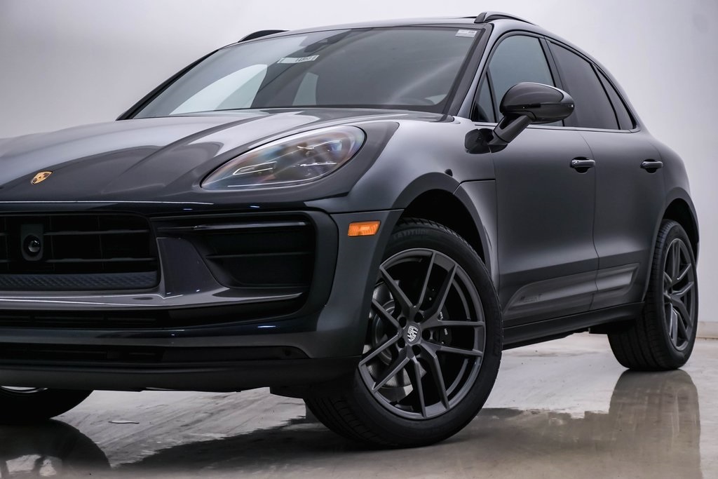 2024 Porsche Macan T 2