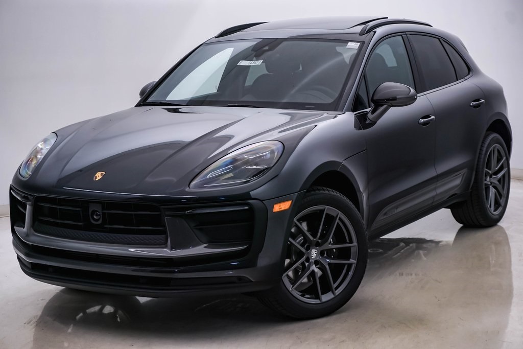 2024 Porsche Macan T 3